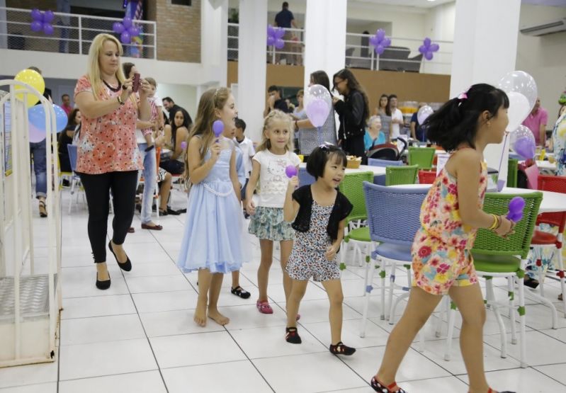 Buffets para Festas Infantis Melhor Valor no Jardim Iara - Espaço para Festa Infantil na Chácara Califórnia
