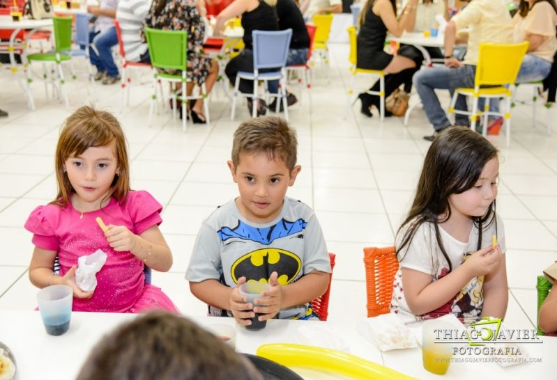 Espaço para Alugar para Festas Preços Acessíveis em Embu Guaçú - Buffet para Festas