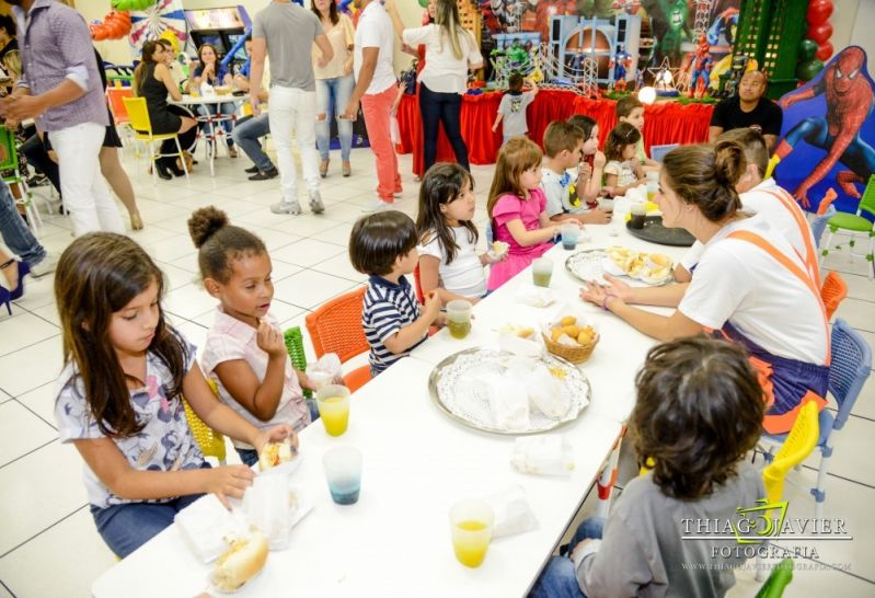 Espaço para Alugar para Festas Valor Baixo em Santana de Parnaíba - Buffet para Festas