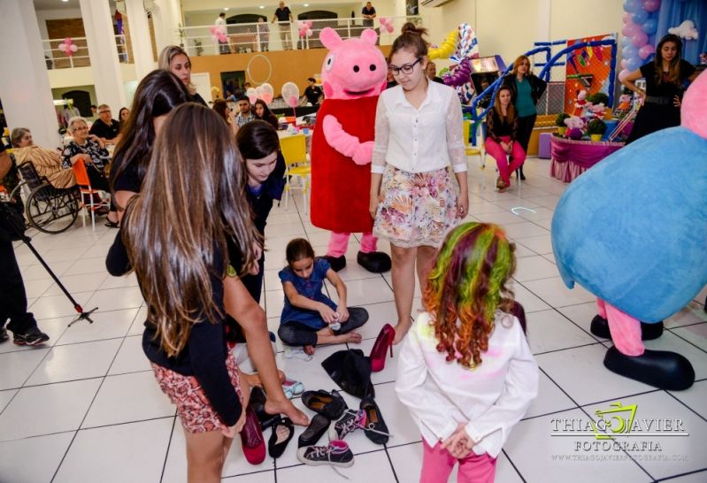 Espaços para Festas Infantis Onde Conseguir no Cambuci - Orçamento de Festas Infantis