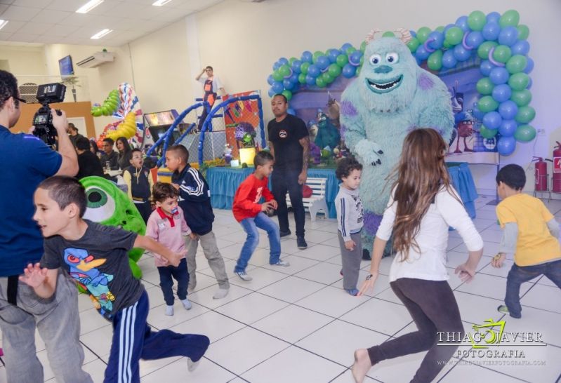 Salão para Festas com Menores Preços em Santana de Parnaíba - Aluguel de Espaço para Festas